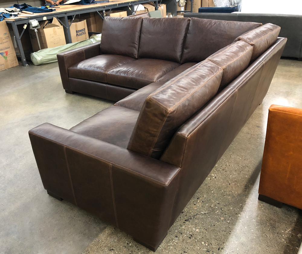 Braxton Corner Sectional Sofa in Italian Berkshire Cocoa Leather - RAF rear view