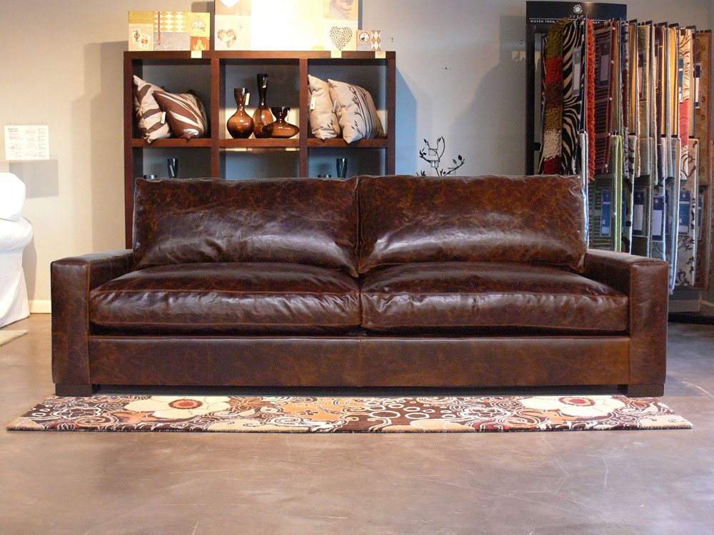 The Braxton Twin Cushion Leather Sofa, Brompton Cocoa Leather Sofa Review