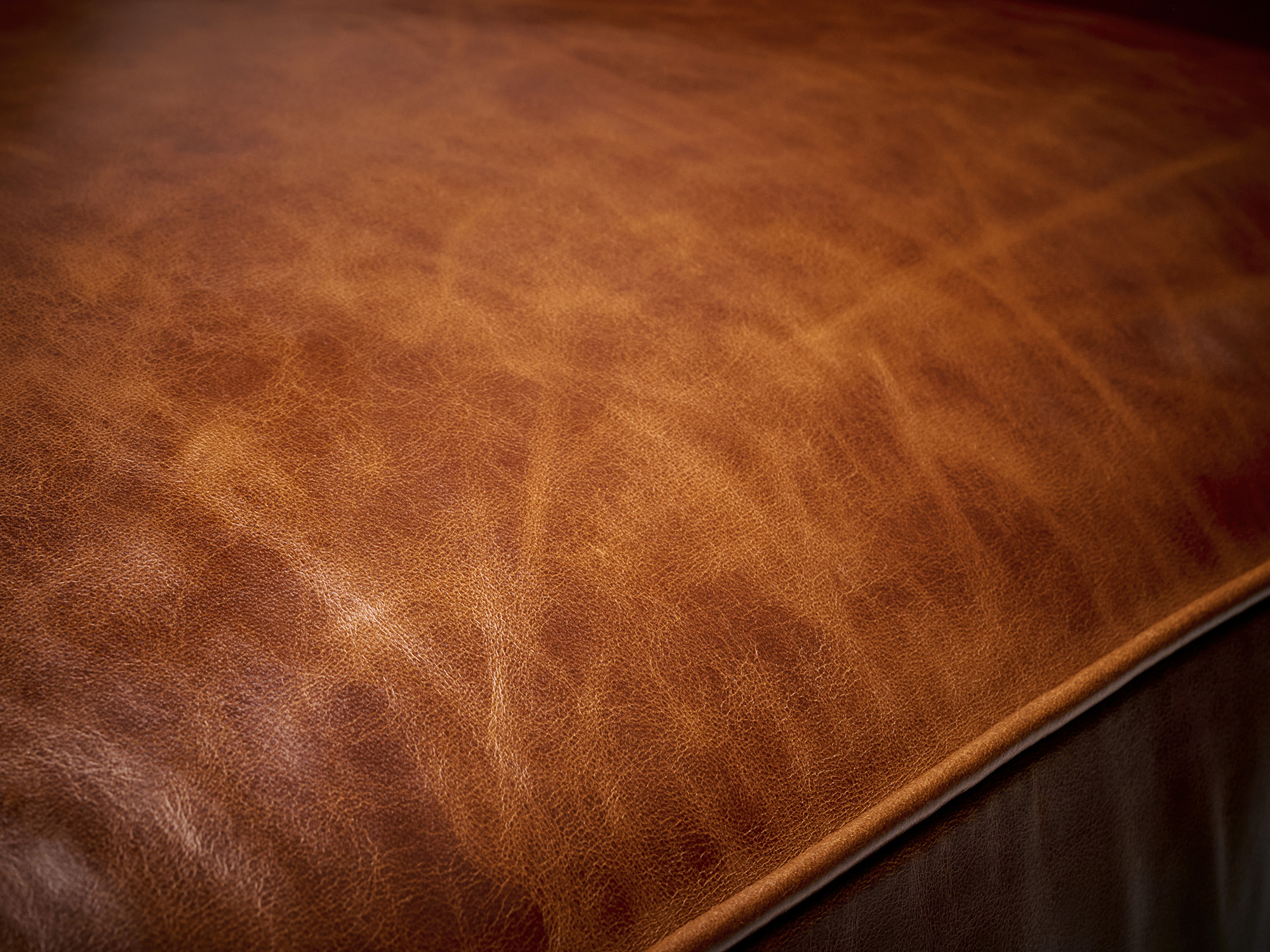 In stock - Atlas Leather Chair in Mont Blanc Caramel Leather - One only - detail 2